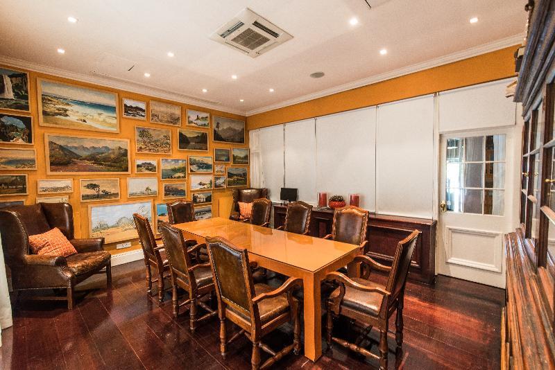 Hout Bay Manor Guest House Bagian luar foto