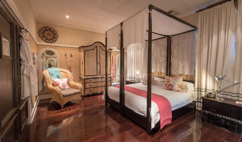 Hout Bay Manor Guest House Bagian luar foto
