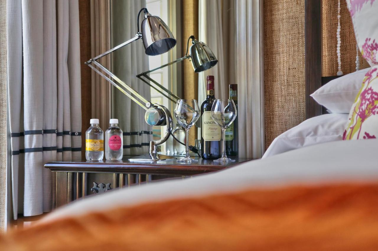 Hout Bay Manor Guest House Bagian luar foto