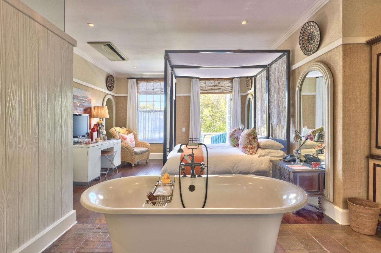 Hout Bay Manor Guest House Bagian luar foto